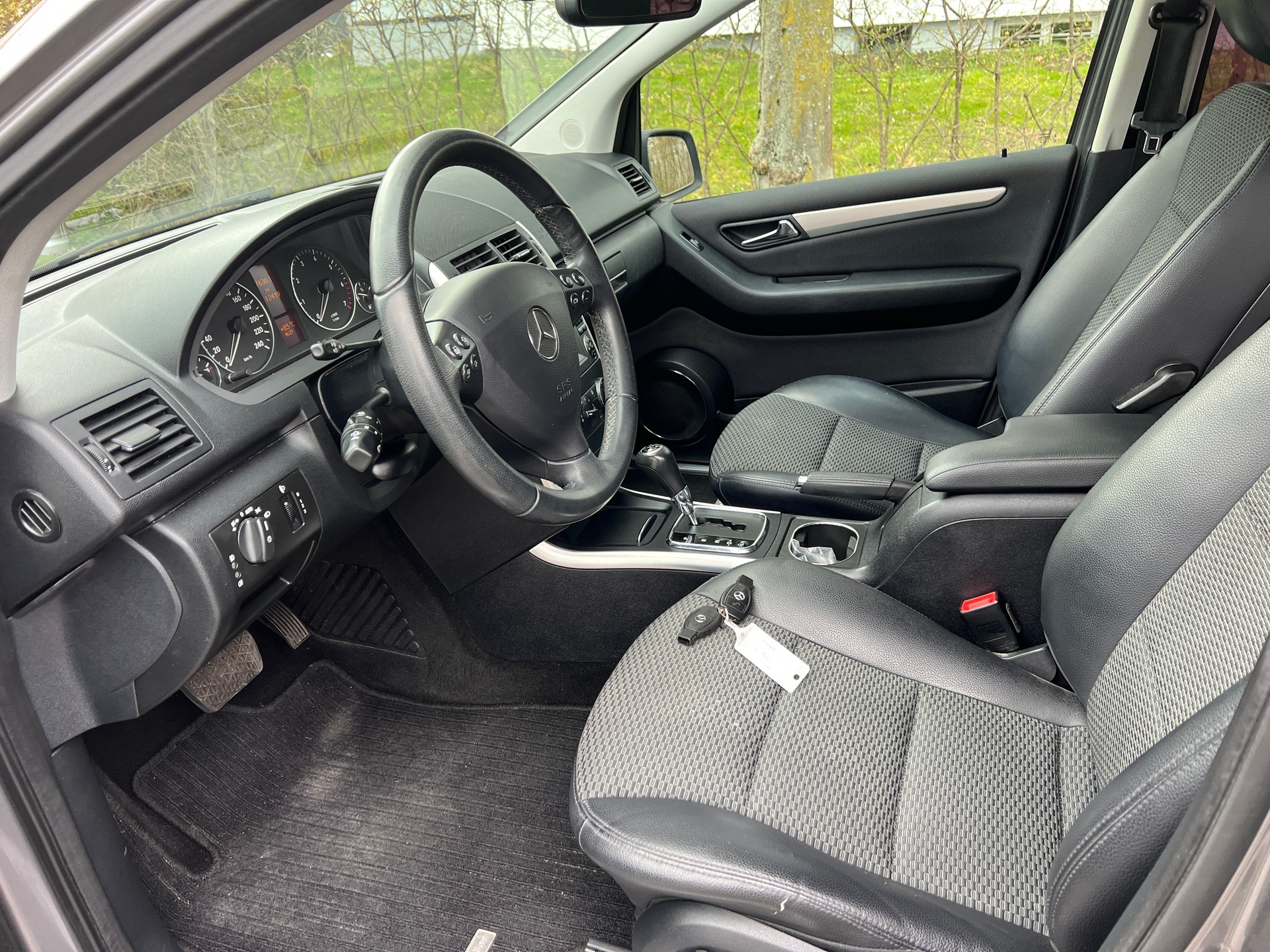 MERCEDES-BENZ A 180 (170) Avantgarde Autotronic-image-7