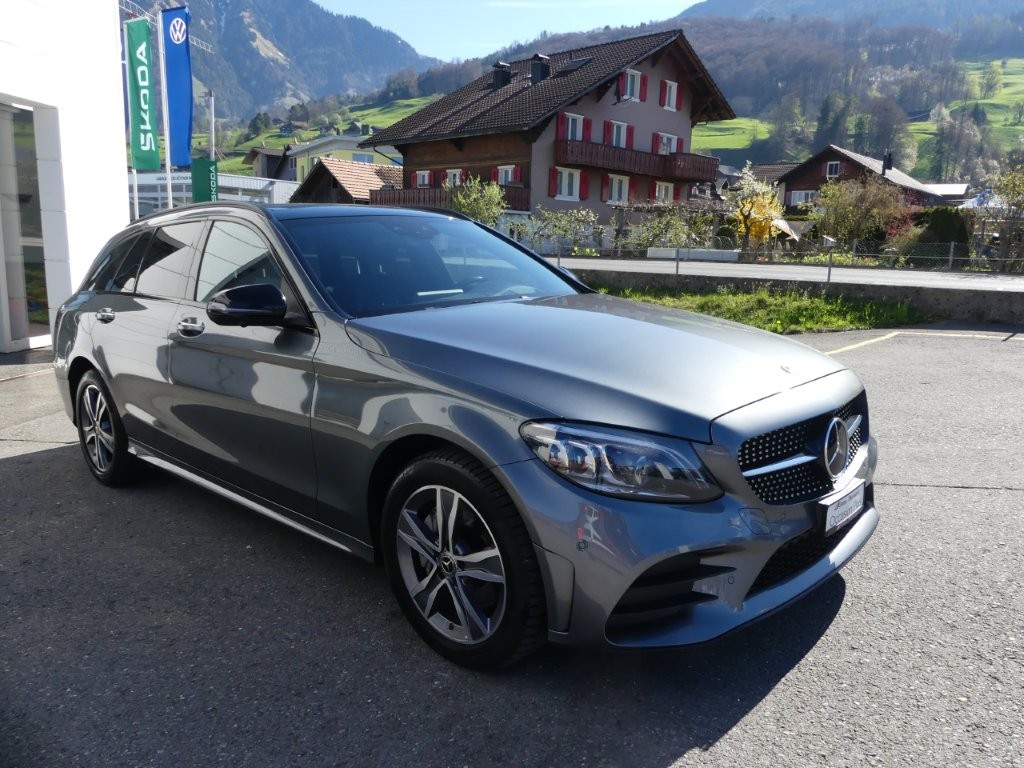 MERCEDES-BENZ C 220 d AMG Line 4Matic 9G-Tronic-image-4