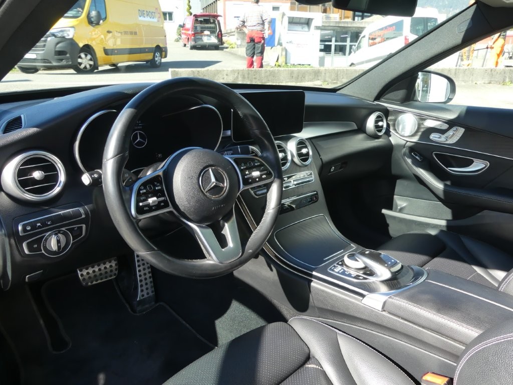 MERCEDES-BENZ C 220 d AMG Line 4Matic 9G-Tronic-image-6
