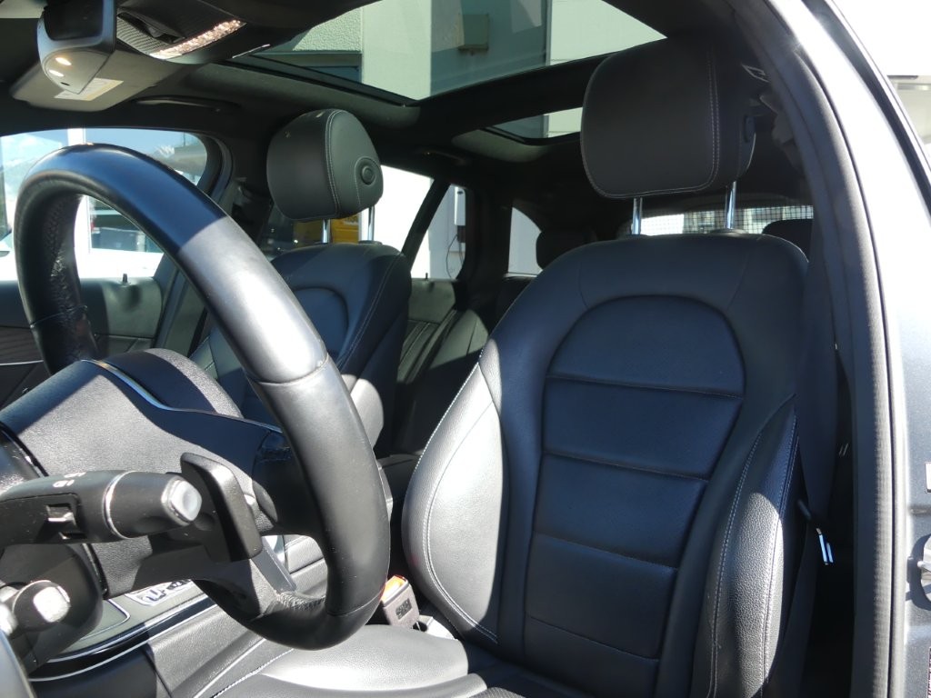 MERCEDES-BENZ C 220 d AMG Line 4Matic 9G-Tronic-image-9