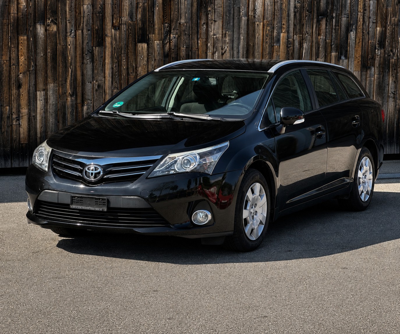 TOYOTA Avensis Sportswagon 2.0 Linea Luna Multidrive-image-14