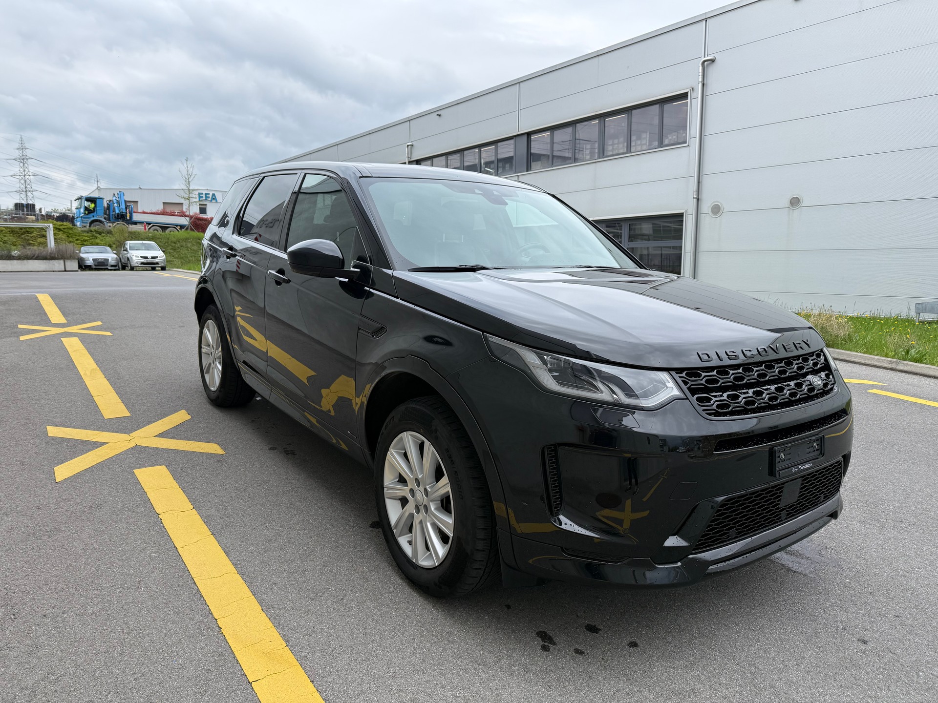 LAND ROVER Discovery Sport R Dyn P200 2.0 Si4 MHEV SE AT9(M)-image-3