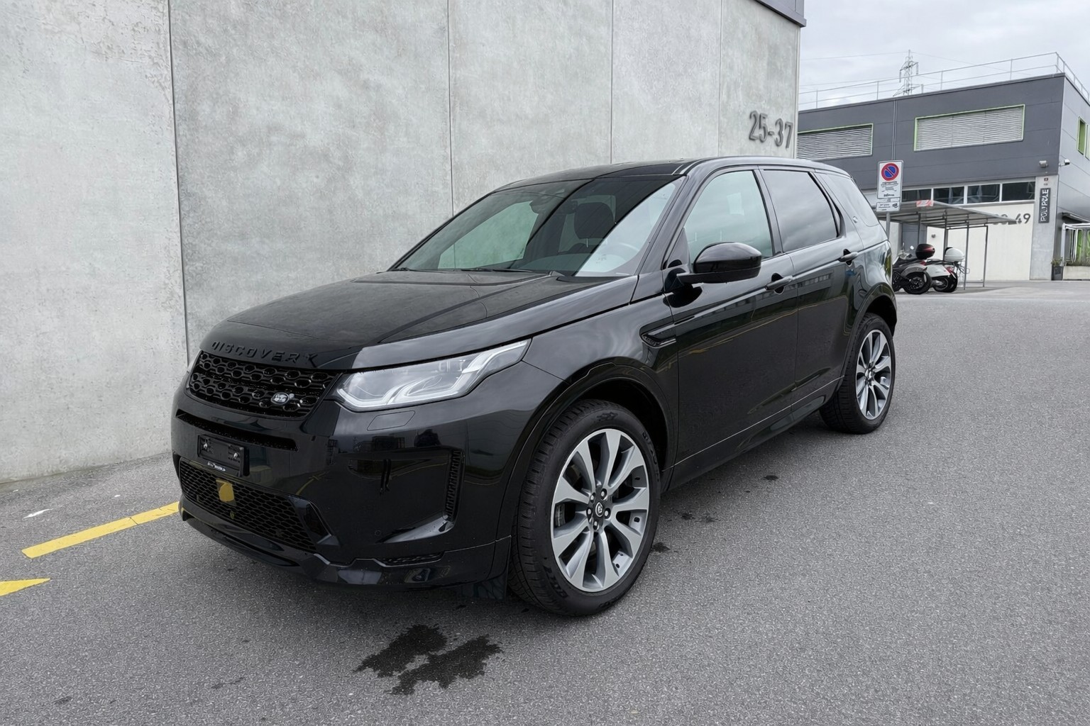 LAND ROVER Discovery Sport R Dyn P200 2.0 Si4 MHEV SE AT9(M)