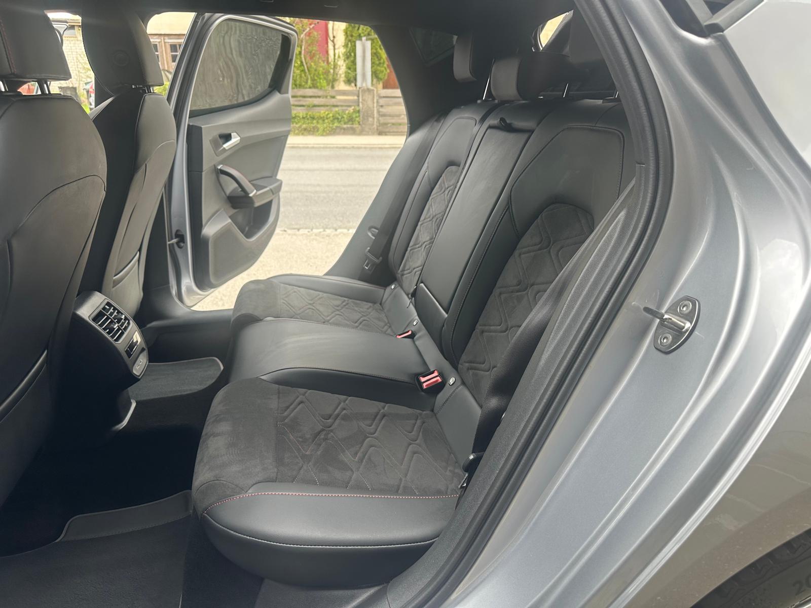 SEAT Leon 1.5 TGI DSG FR-image-10