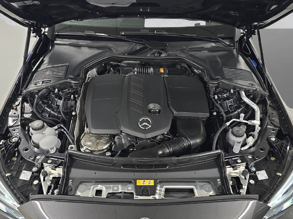 MERCEDES-BENZ C 220 d AMG Line 4Matic Swiss Star-image-8