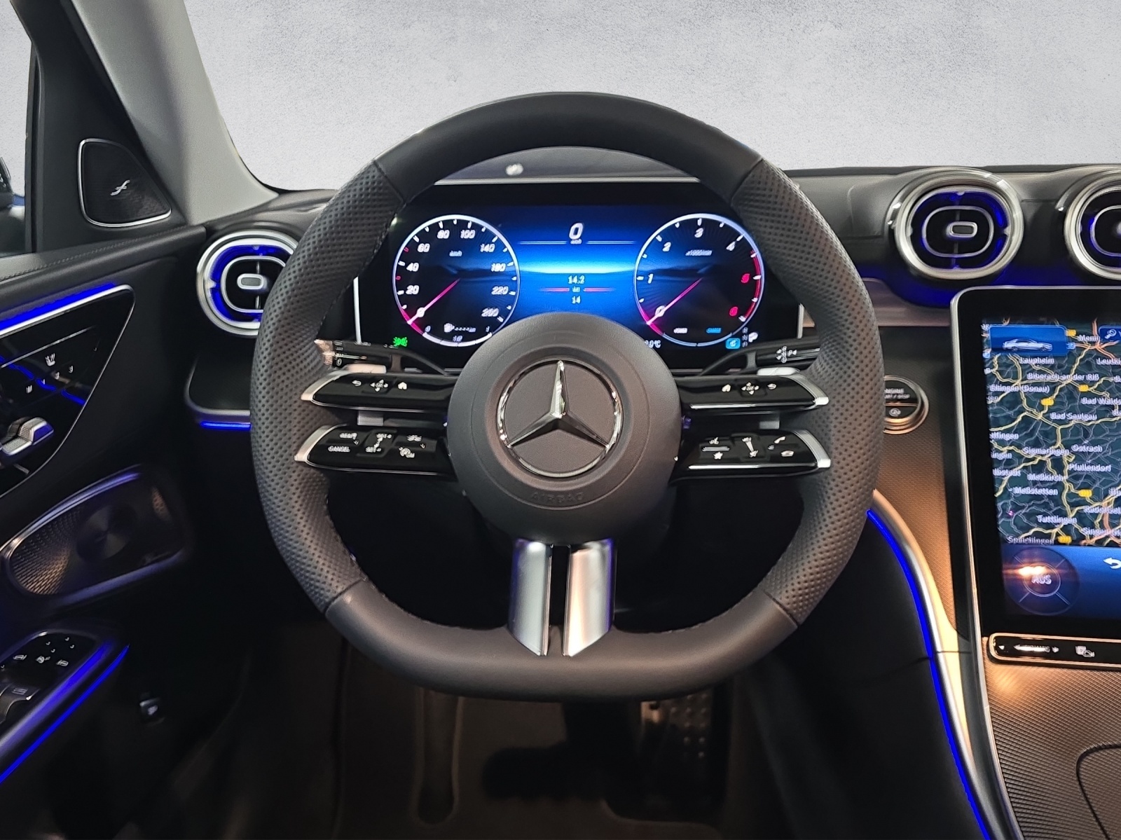 MERCEDES-BENZ C 220 d AMG Line 4Matic Swiss Star-image-12