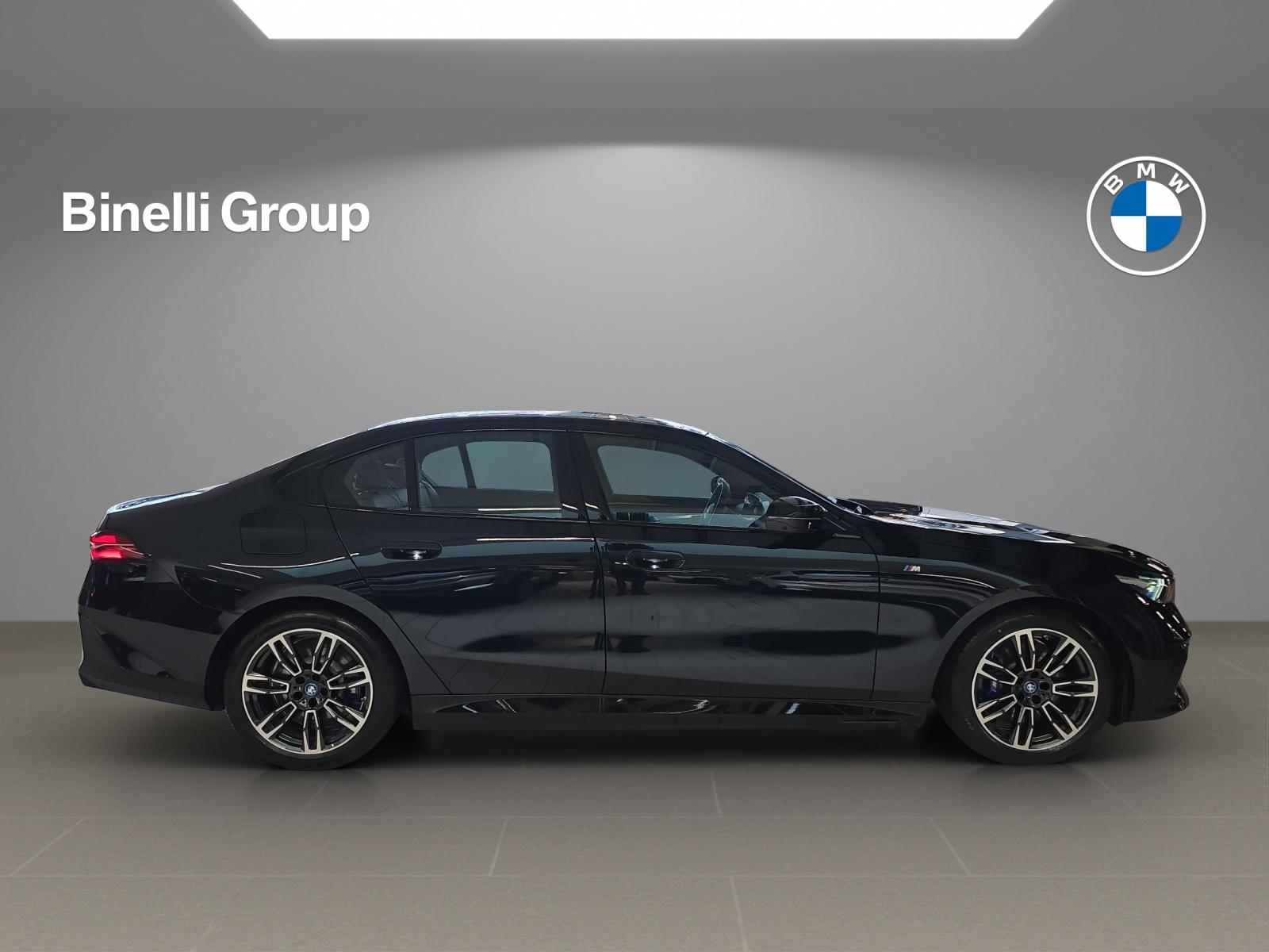 BMW i5 M60 xDrive-image-4