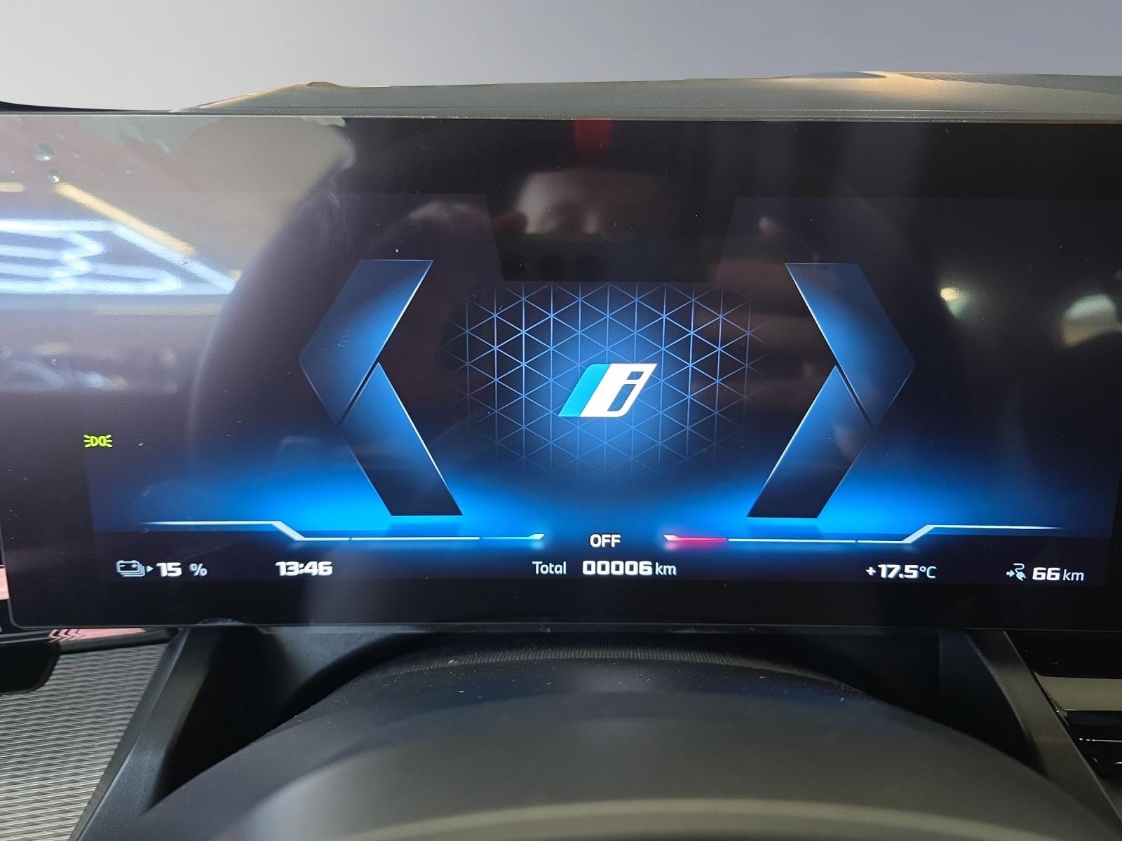 BMW i5 M60 xDrive-image-9