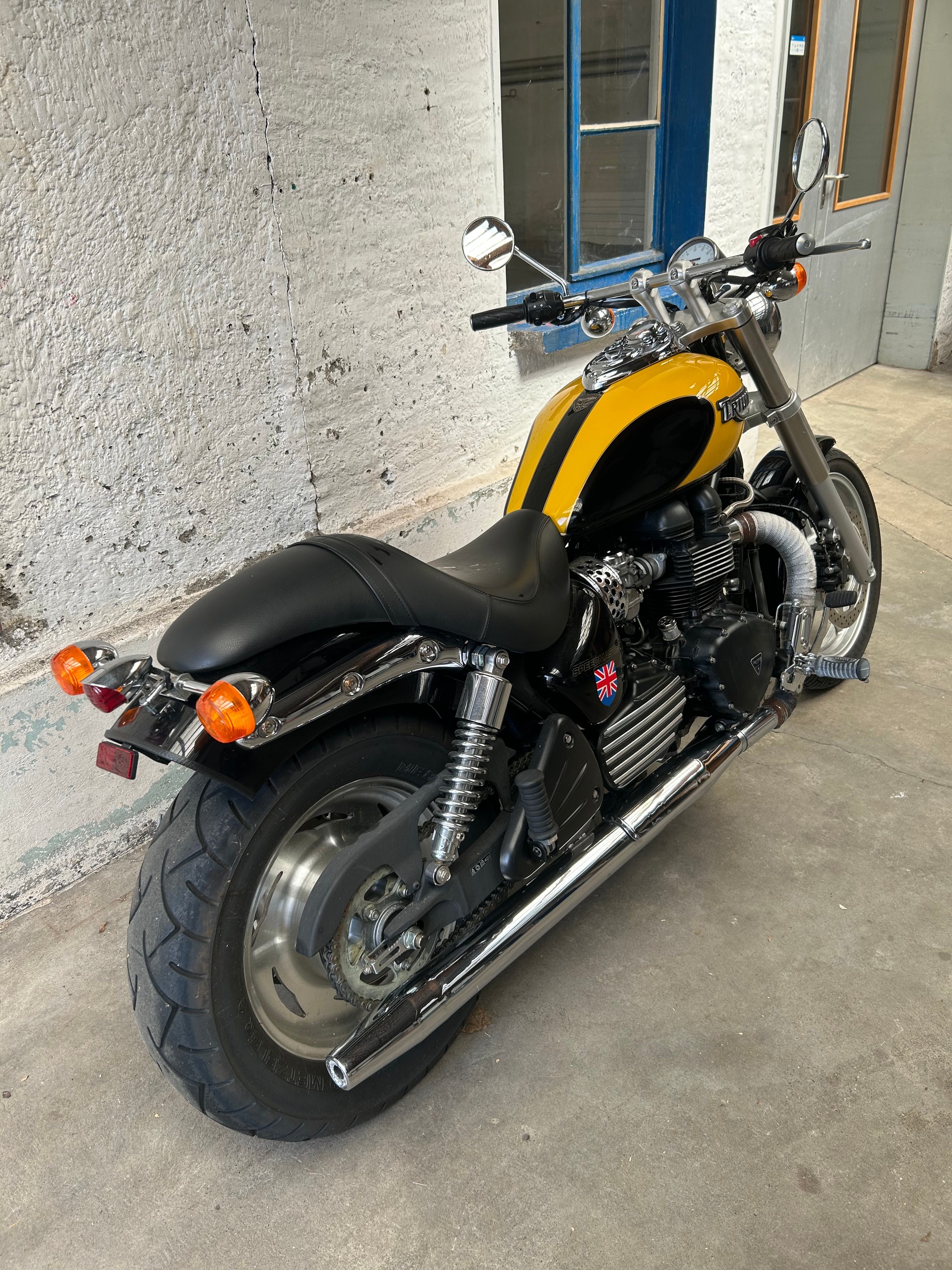 TRIUMPH Speedmaster 800-image-1