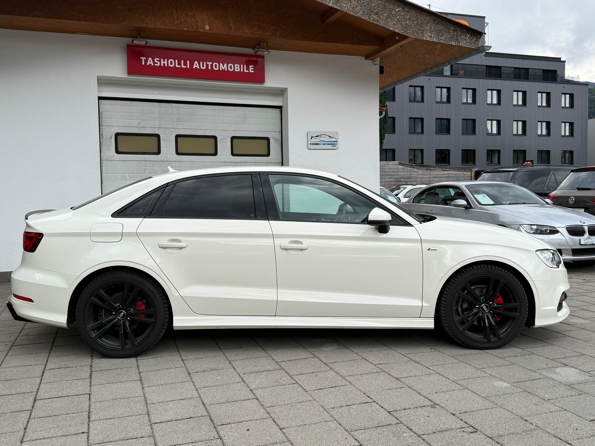 AUDI A3 Limousine 2.0 TDI Ambition-image-6
