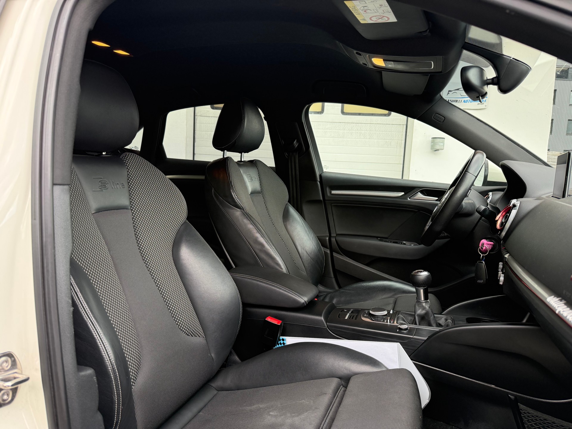 AUDI A3 Limousine 2.0 TDI Ambition-image-8