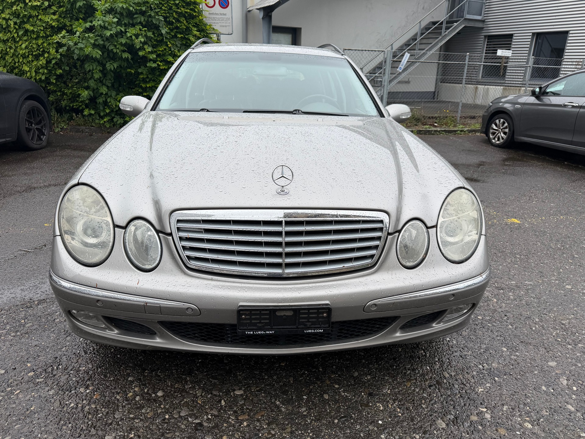 MERCEDES-BENZ E 220 CDI Avantgarde-image-0