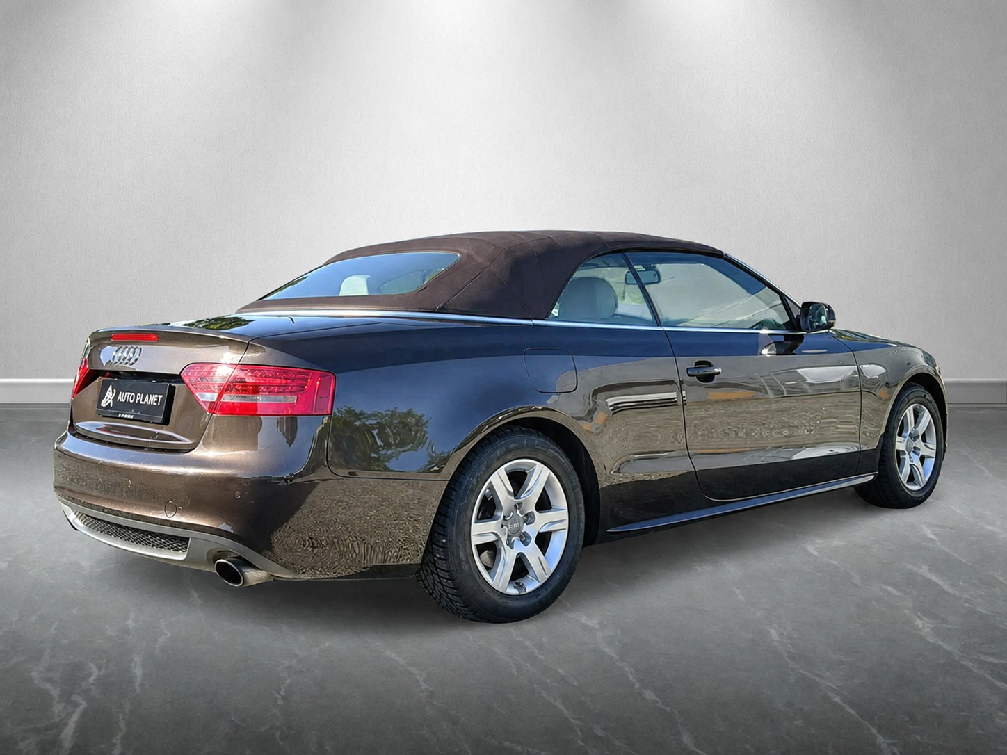AUDI A5 Cabriolet 2.0 TFSI quattro S-tronic-showroom-element-1
