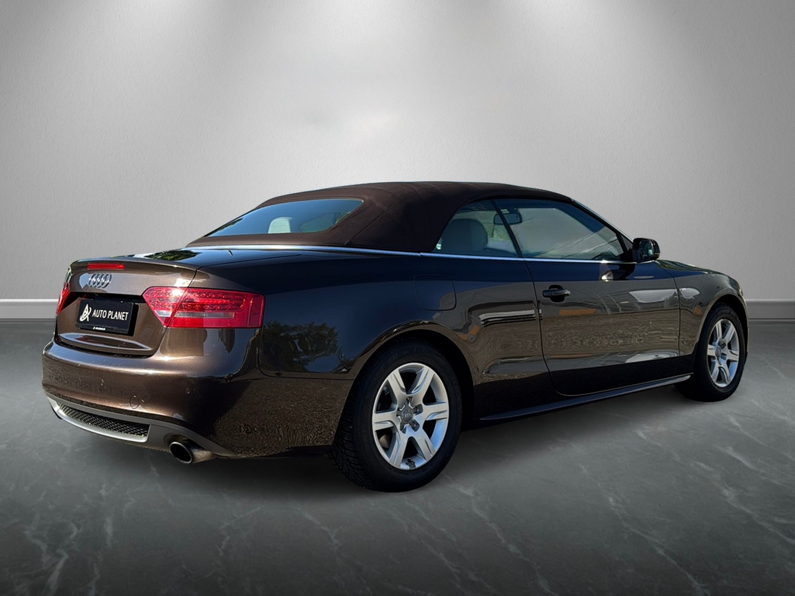 AUDI A5 Cabriolet 2.0 TFSI quattro S-tronic-image-2