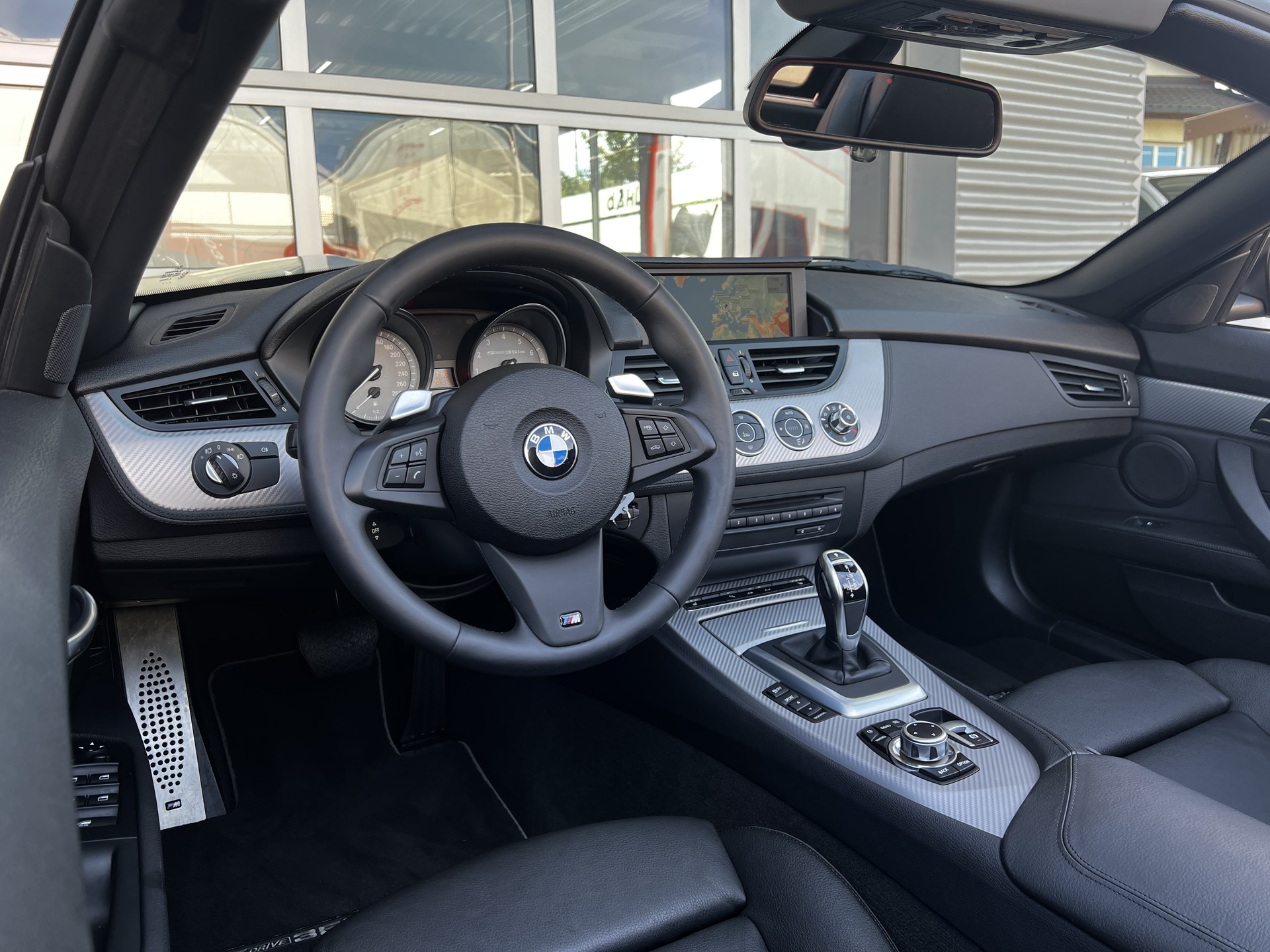 BMW Z4 sDrive35is DKG-image-4