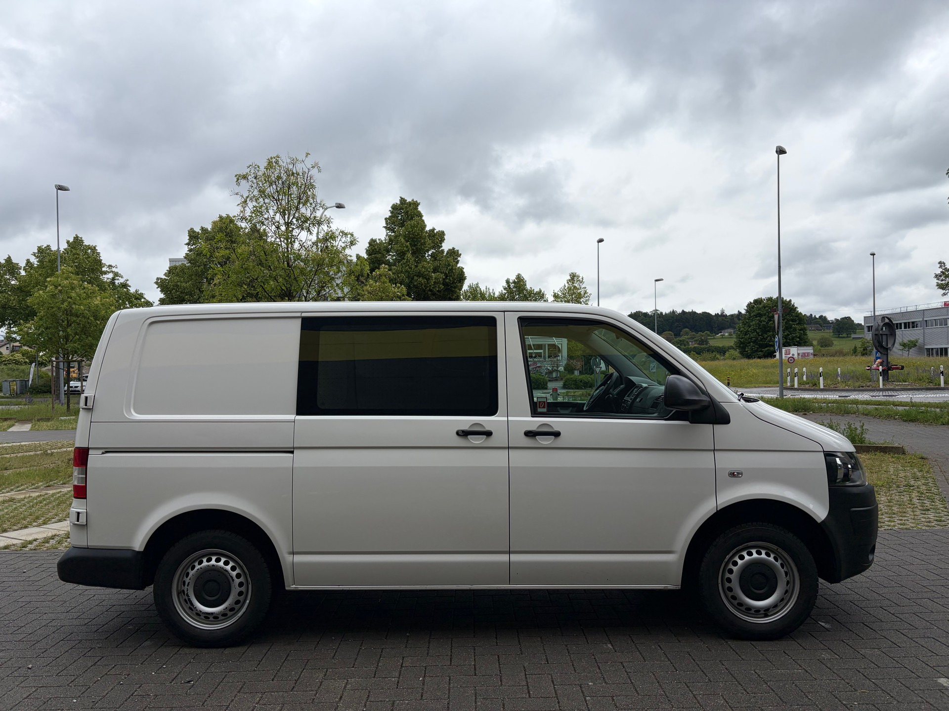 VW T5 2.0 TDI DSG-image-3