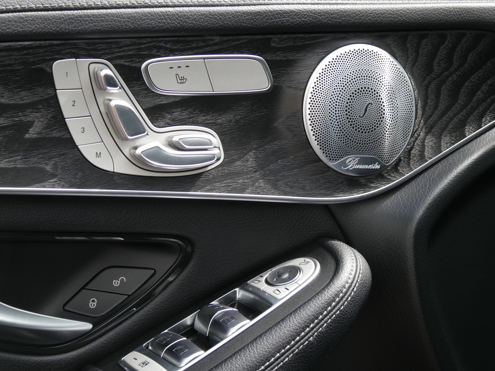 MERCEDES-BENZ GLC 200 AMG Line 4Matic 9G-Tronic (CH)-image-14
