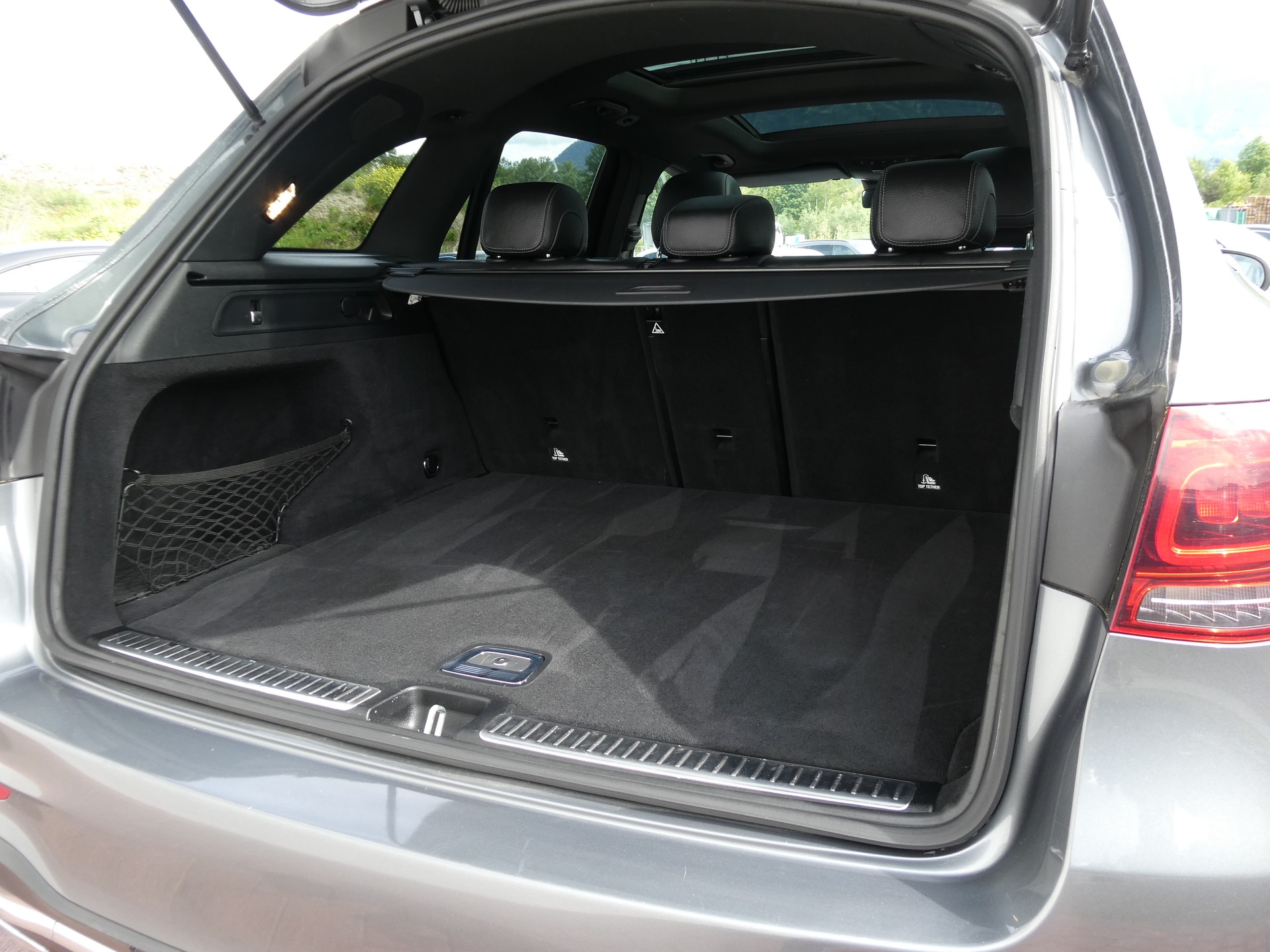MERCEDES-BENZ GLC 200 AMG Line 4Matic 9G-Tronic (CH)-image-19