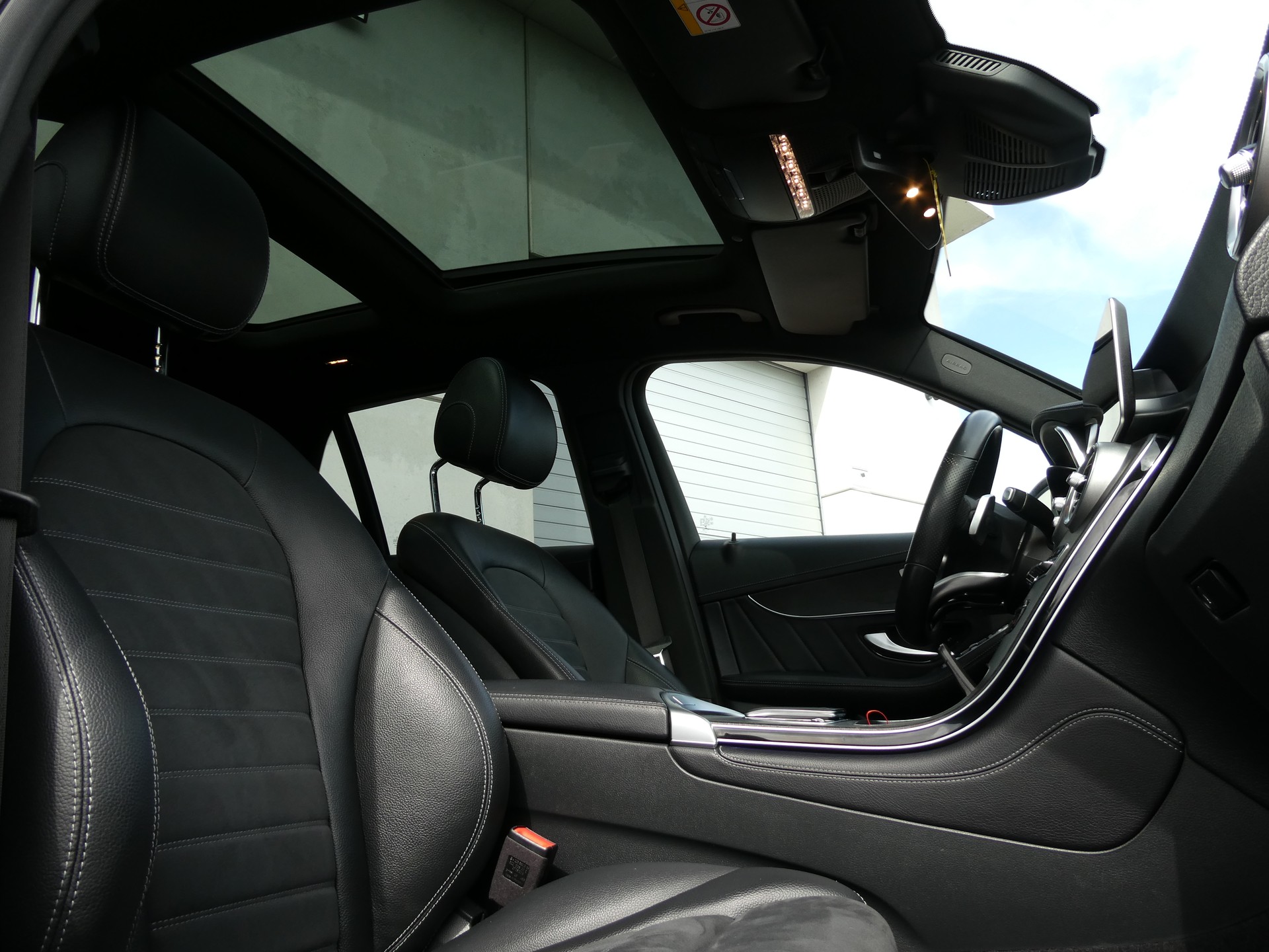 MERCEDES-BENZ GLC 200 AMG Line 4Matic 9G-Tronic (CH)-image-13