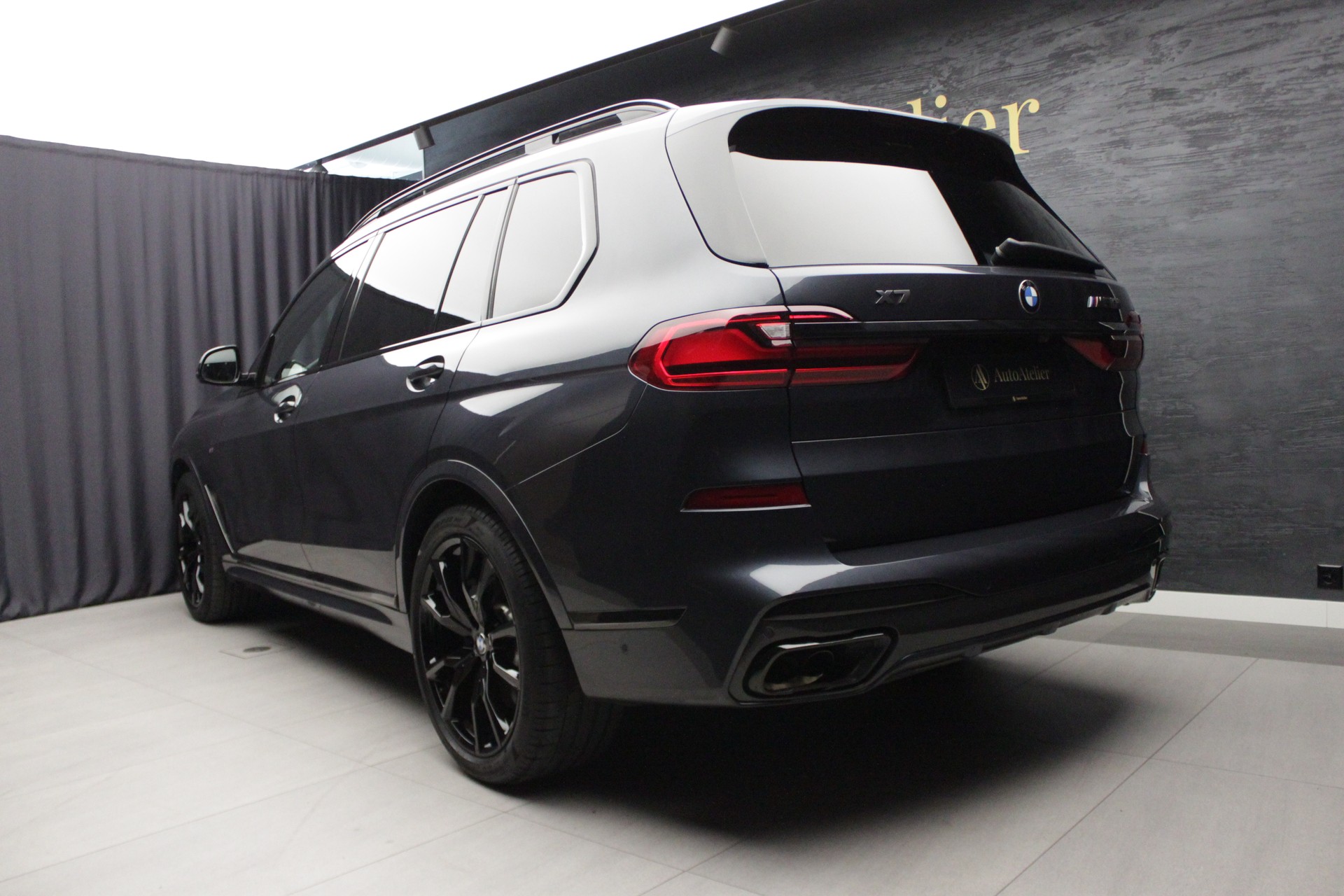 BMW X7 xDrive M50i Steptronic-image-10