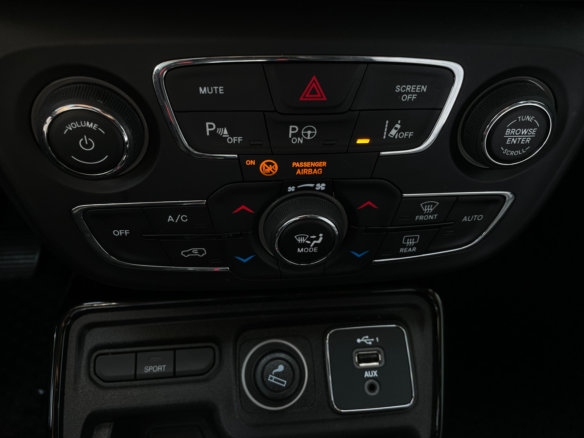 JEEP Compass 4x2 1.3 Turbo Limited DKG-image-9