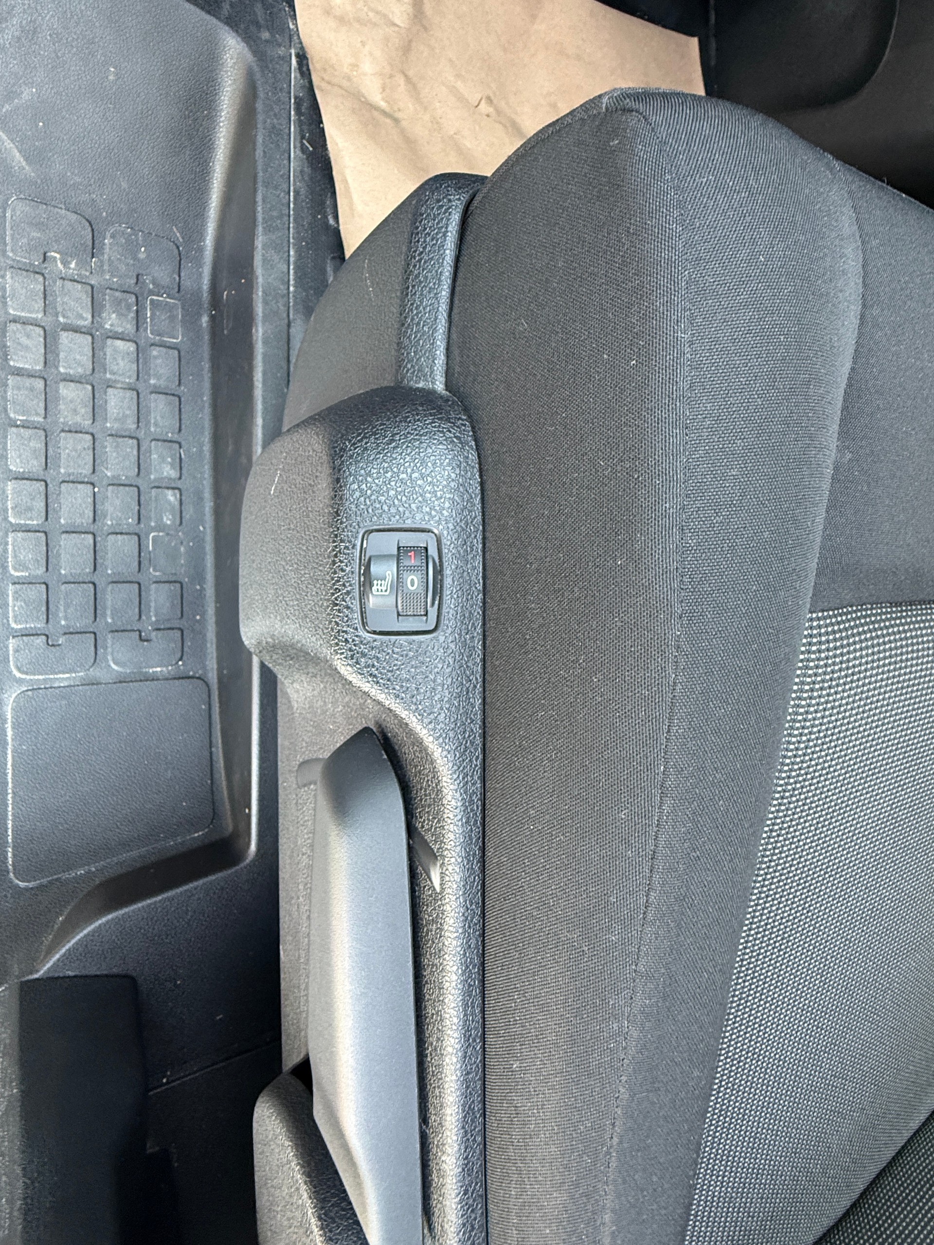 PEUGEOT Traveller 2.0 BlueHDi Business Standard EAT8-image-9