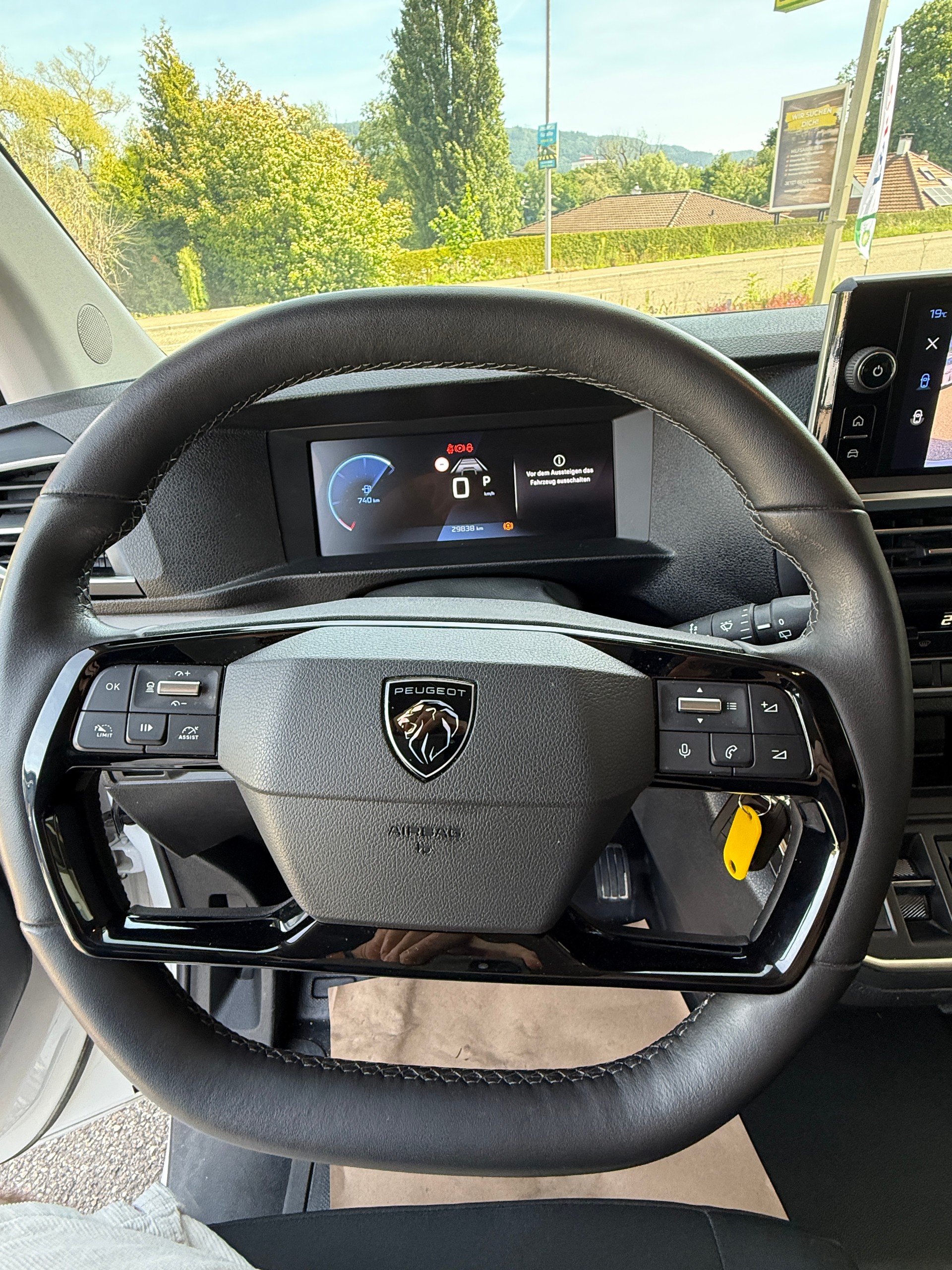 PEUGEOT Traveller 2.0 BlueHDi Business Standard EAT8-image-12