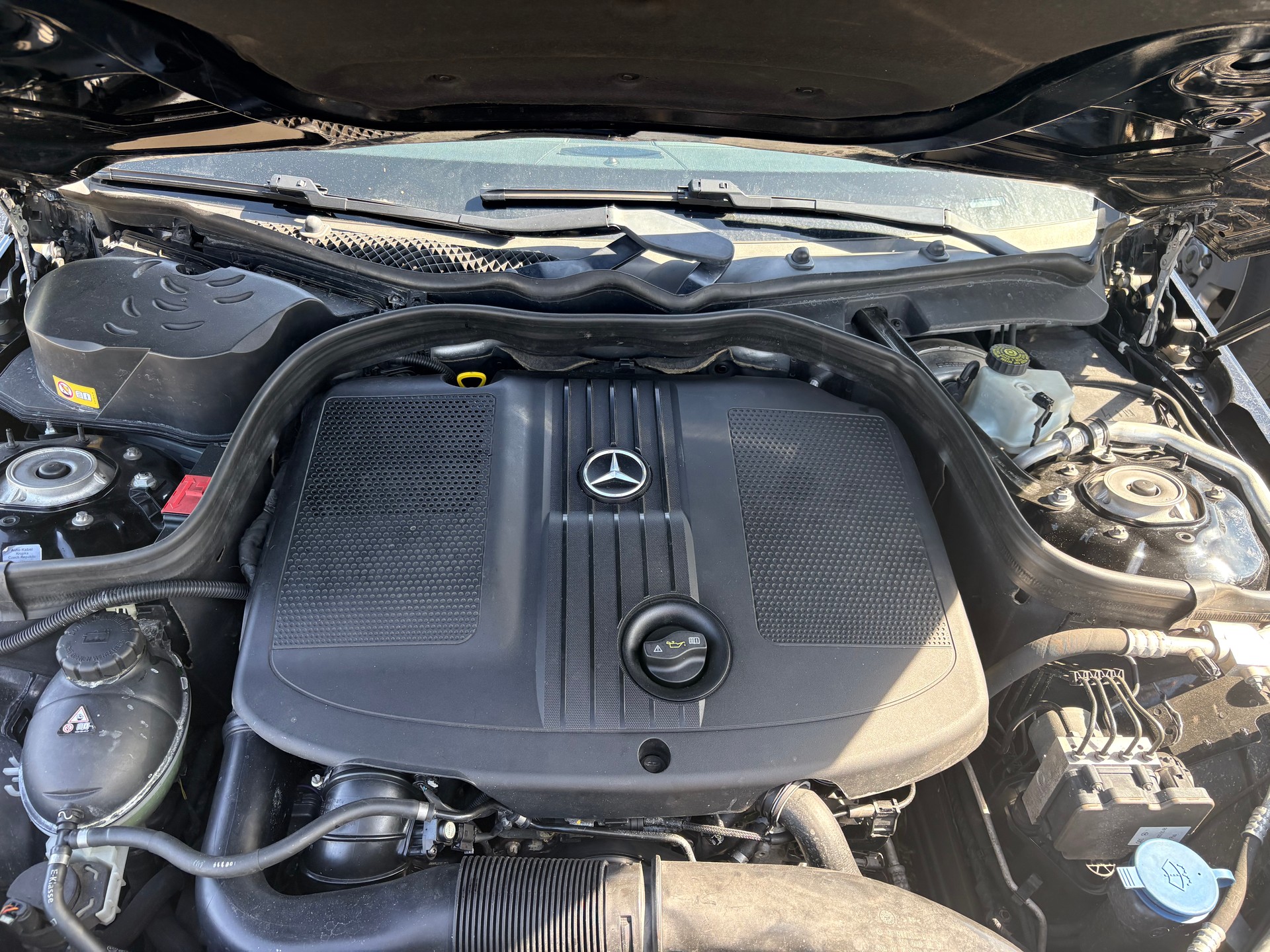 MERCEDES-BENZ E 200 BlueTEC 7G-Tronic-image-11
