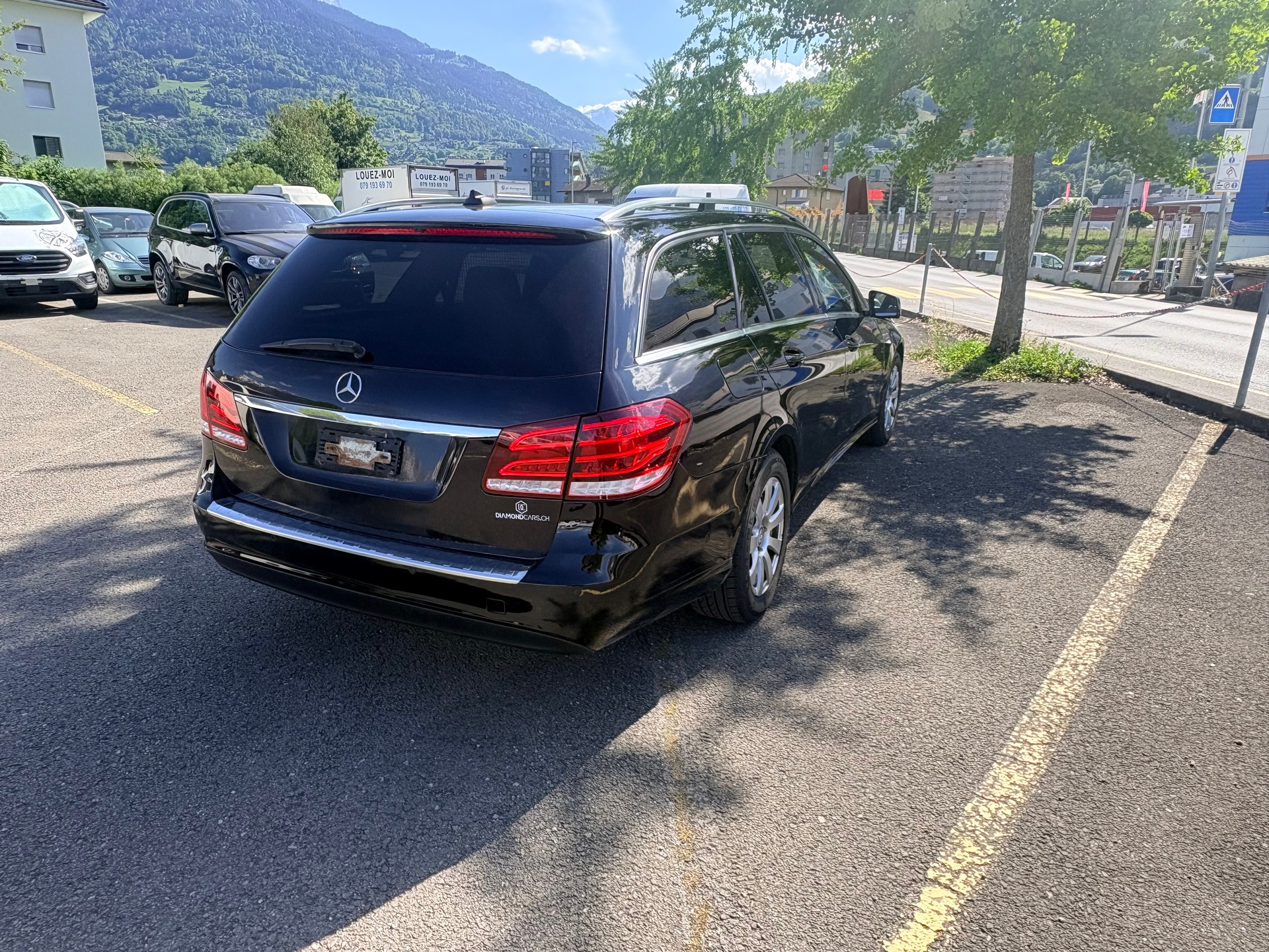 MERCEDES-BENZ E 200 BlueTEC 7G-Tronic-image-2