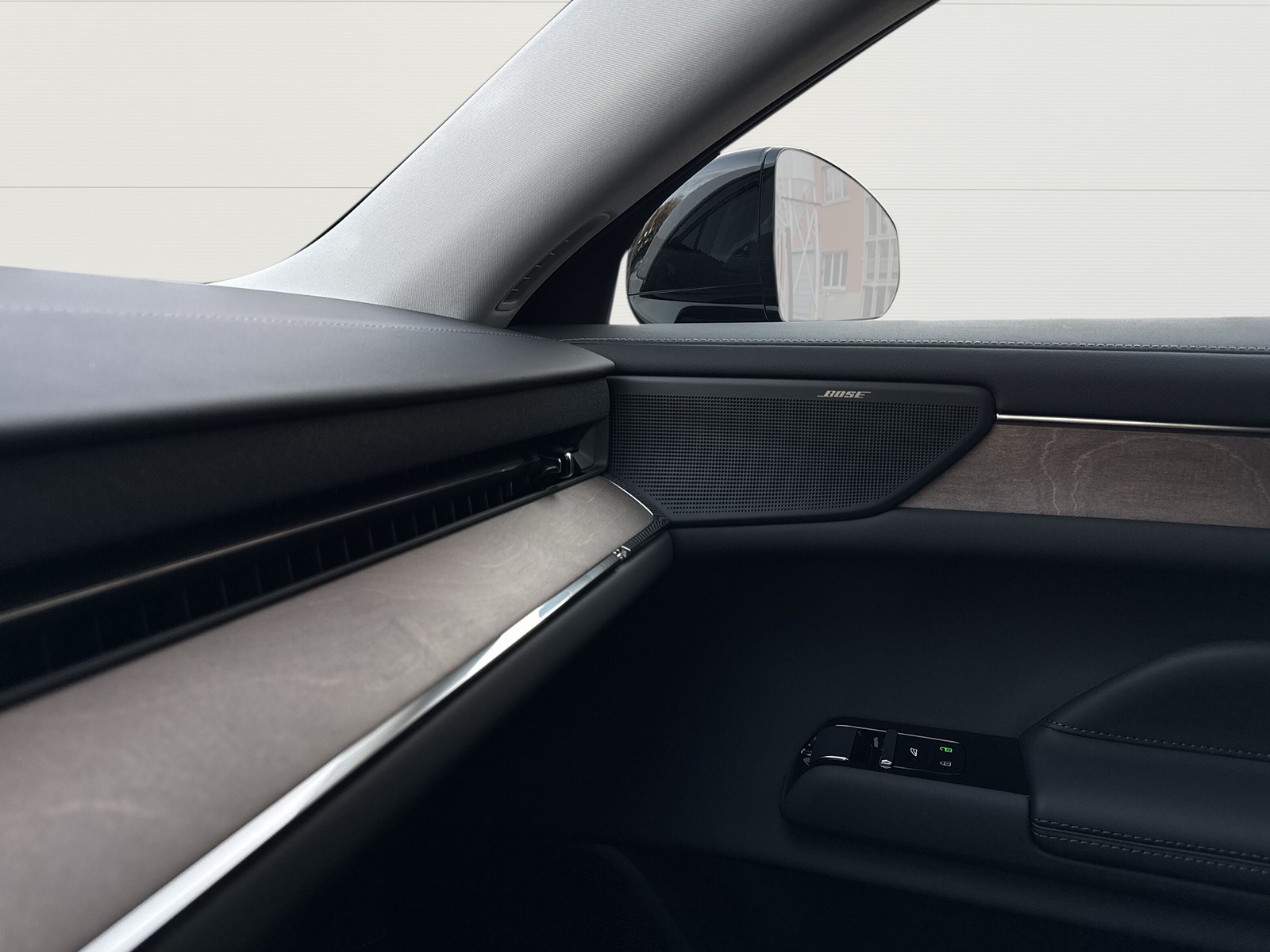VOLVO ES90 Plus-image-15
