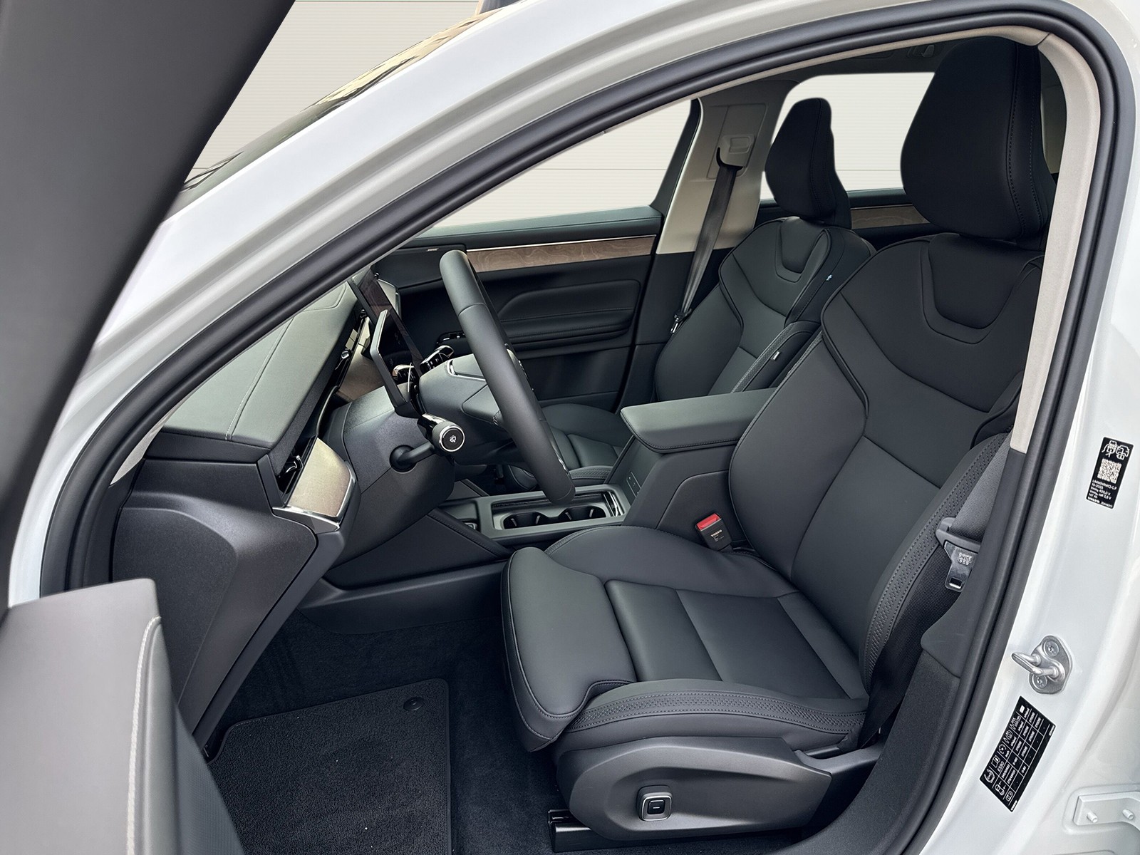 VOLVO ES90 Plus-image-7