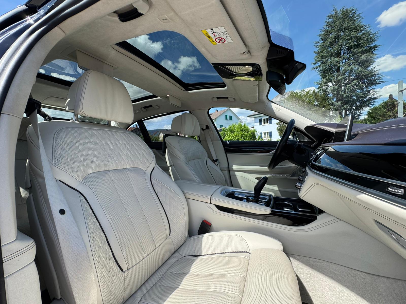 BMW 750Li xDrive Steptronic-image-9