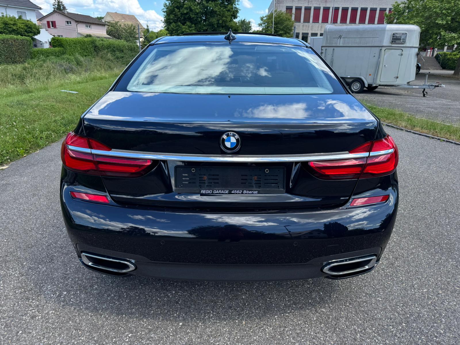 BMW 750Li xDrive Steptronic-image-4