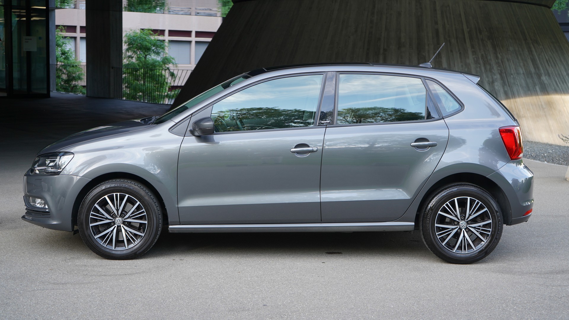 VW Polo 1.0 TSI BMT Allstar DSG-image-4