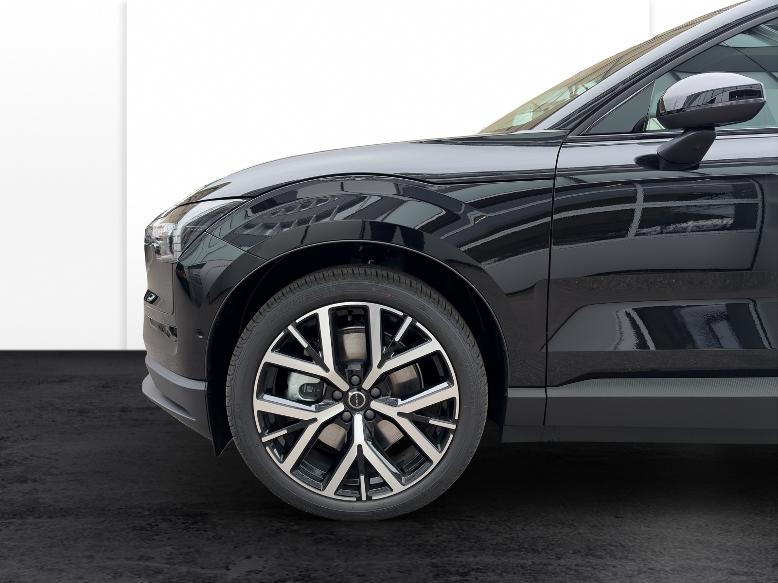 VOLVO EX30 E60 Twin Ultra Performance Sw. Black Ed. AWD-image-19