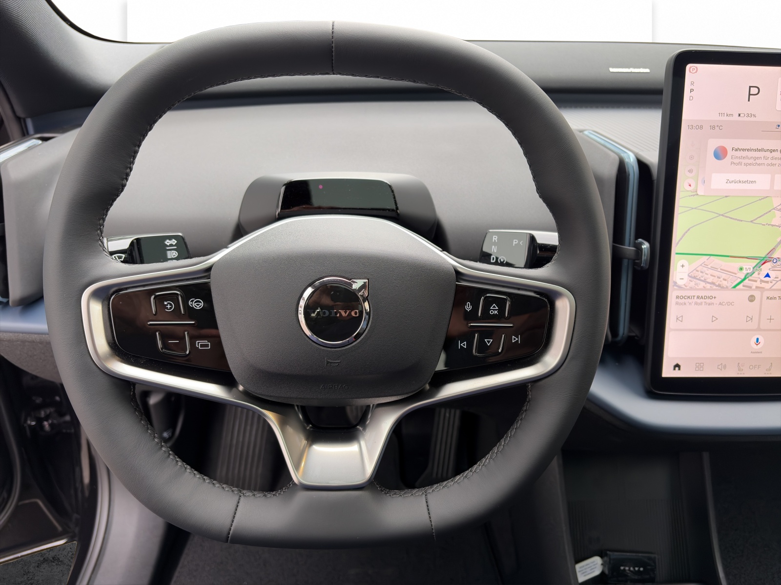 VOLVO EX30 E60 Twin Ultra Performance Sw. Black Ed. AWD-image-9