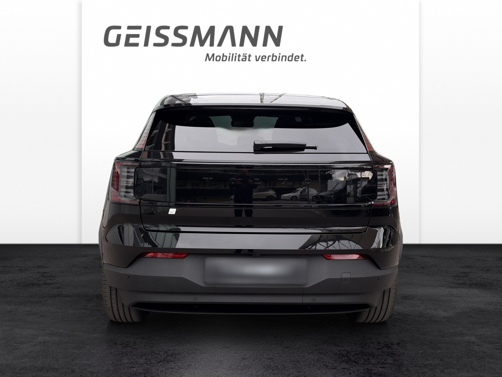 VOLVO EX30 E60 Twin Ultra Performance Sw. Black Ed. AWD-image-7