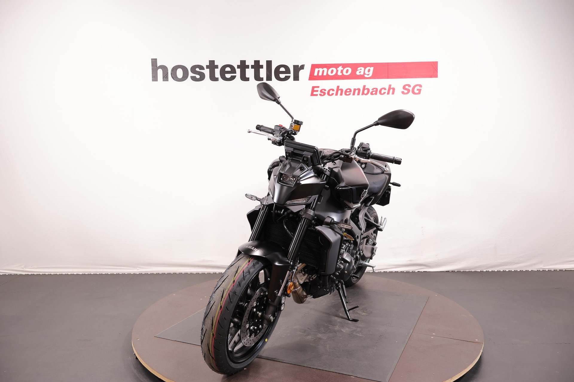 YAMAHA MT-09-showroom-element-2