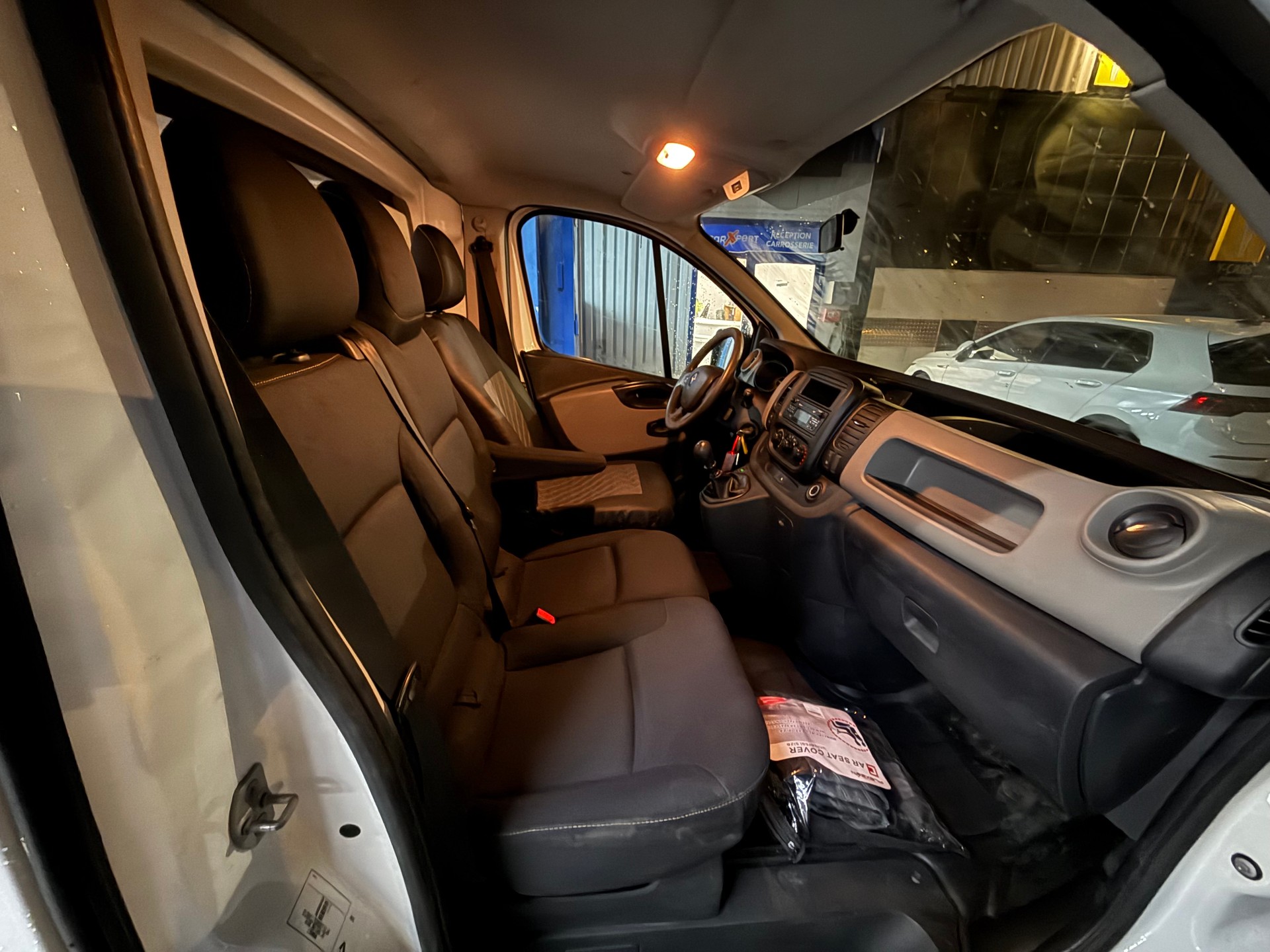 RENAULT Trafic 1.6 dCi 120 2.9t Business L1H1-image-7