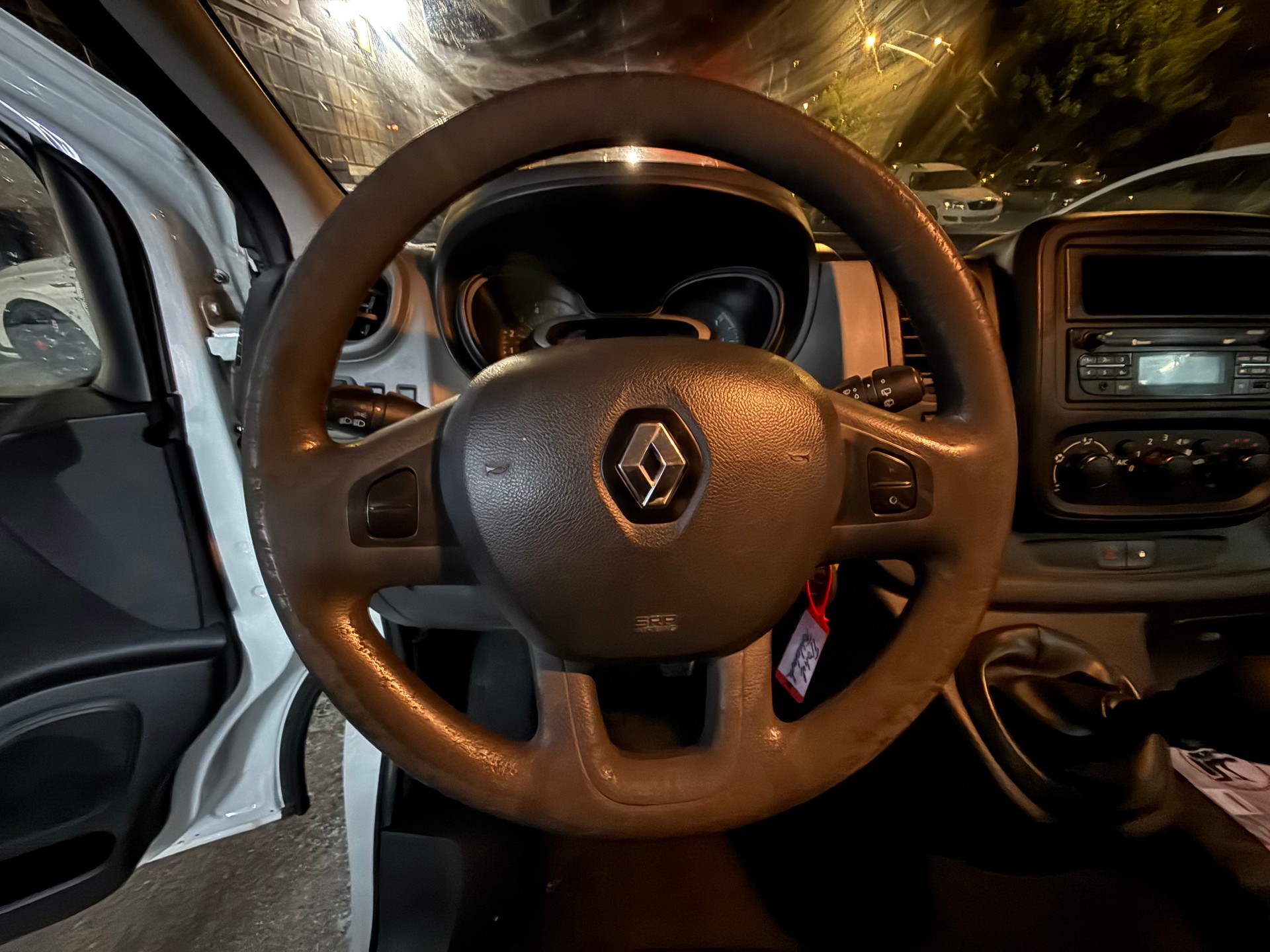 RENAULT Trafic 1.6 dCi 120 2.9t Business L1H1-image-5