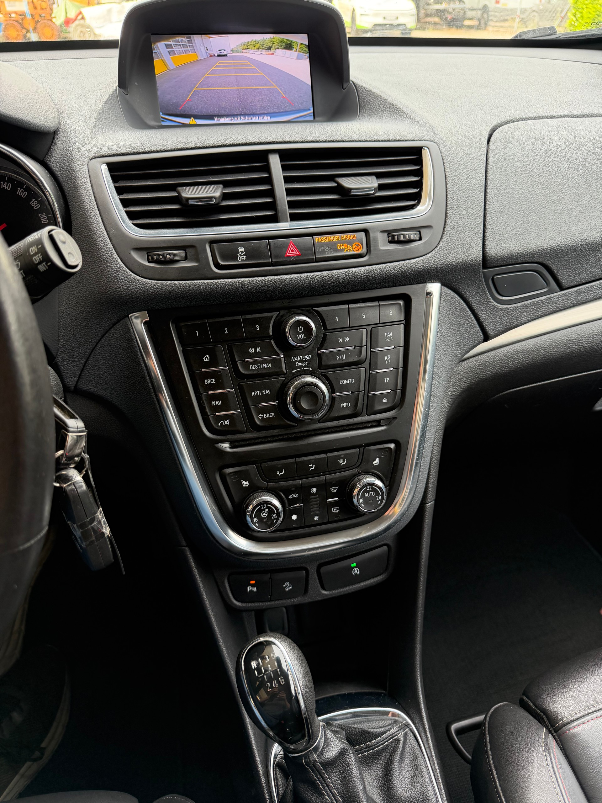 OPEL Mokka 1.7 CDTi Cosmo 4WD-image-13