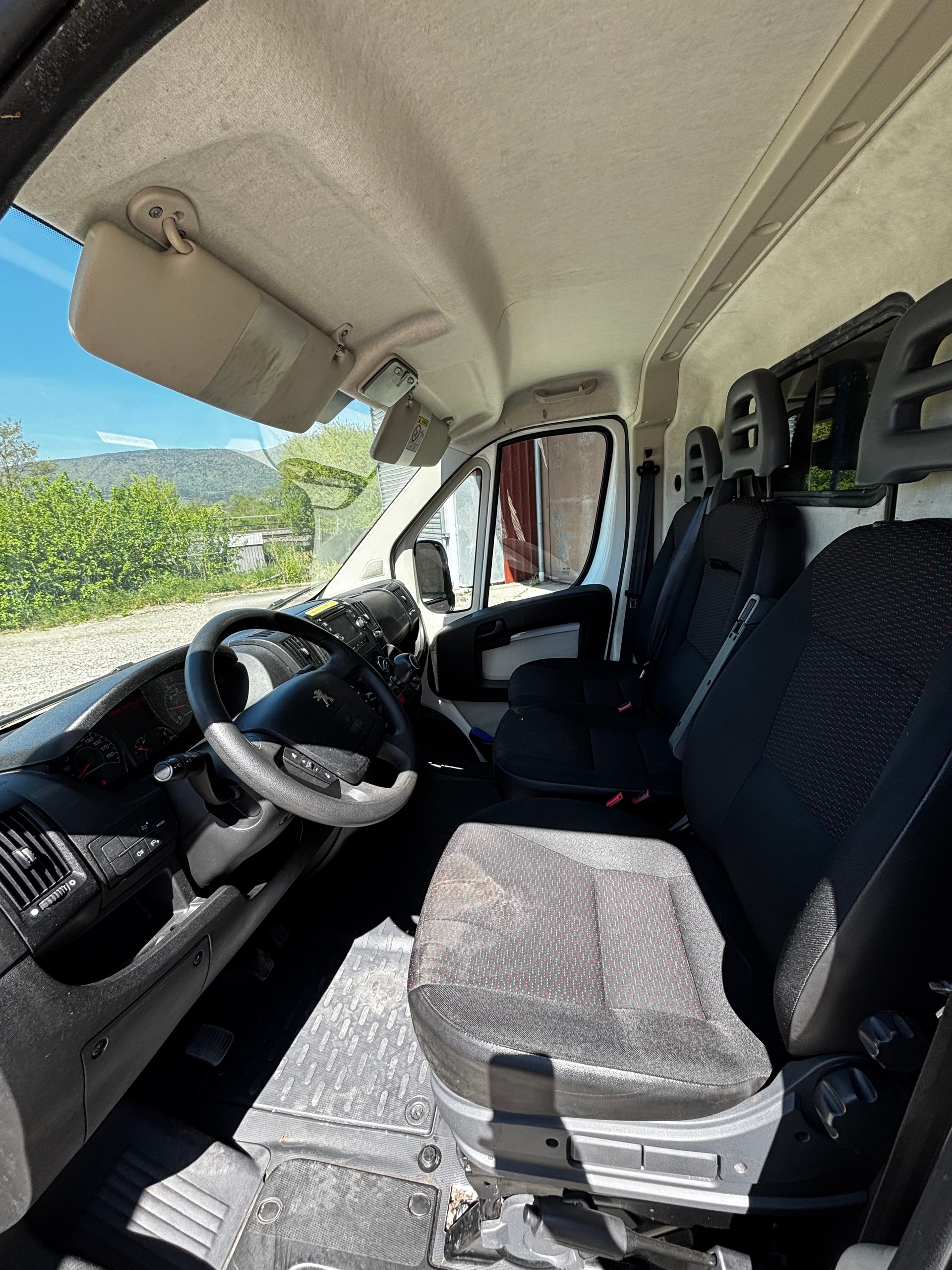 PEUGEOT Boxer 2.0 HDI 335 Active L2H2-image-7