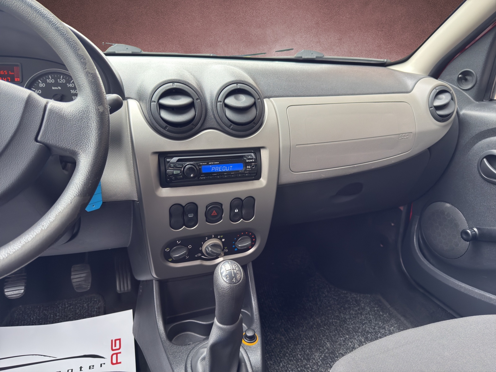 DACIA Sandero 1.6 Ambiance-image-9
