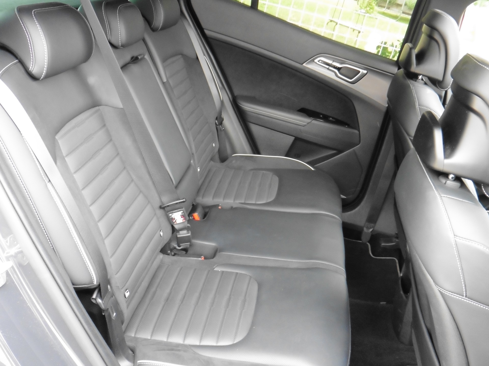 KIA Sportage 1.6T-GDi HEV GT-Line 4x4 A-image-17