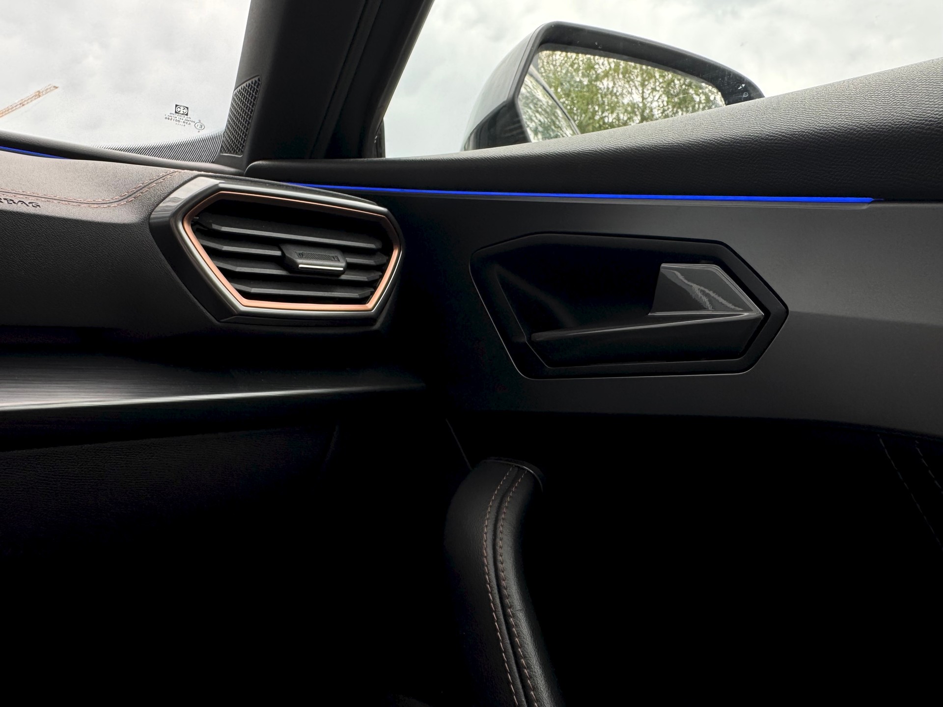 CUPRA Formentor 1.4 e-HYBRID pHEV DSG-image-18