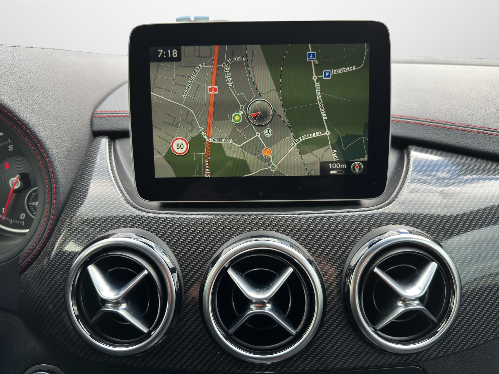 MERCEDES-BENZ B 250 AMG Line 4m-image-6
