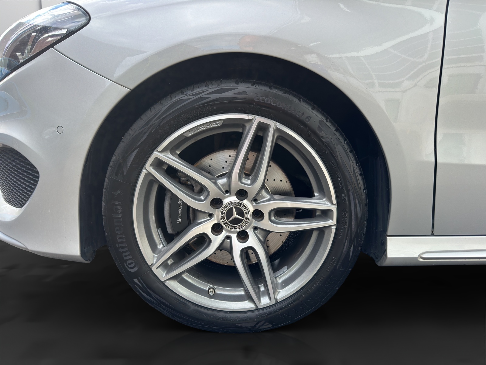 MERCEDES-BENZ B 250 AMG Line 4m-image-15