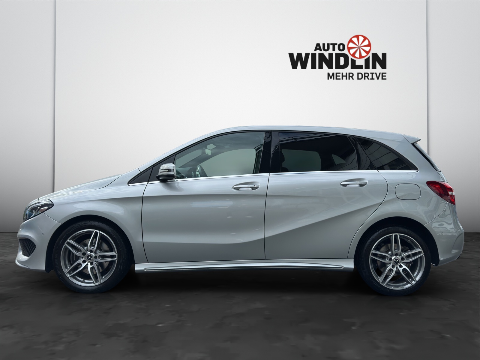 MERCEDES-BENZ B 250 AMG Line 4m-image-1