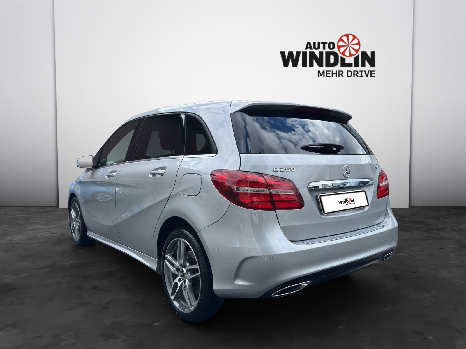 MERCEDES-BENZ B 250 AMG Line 4m-image-2