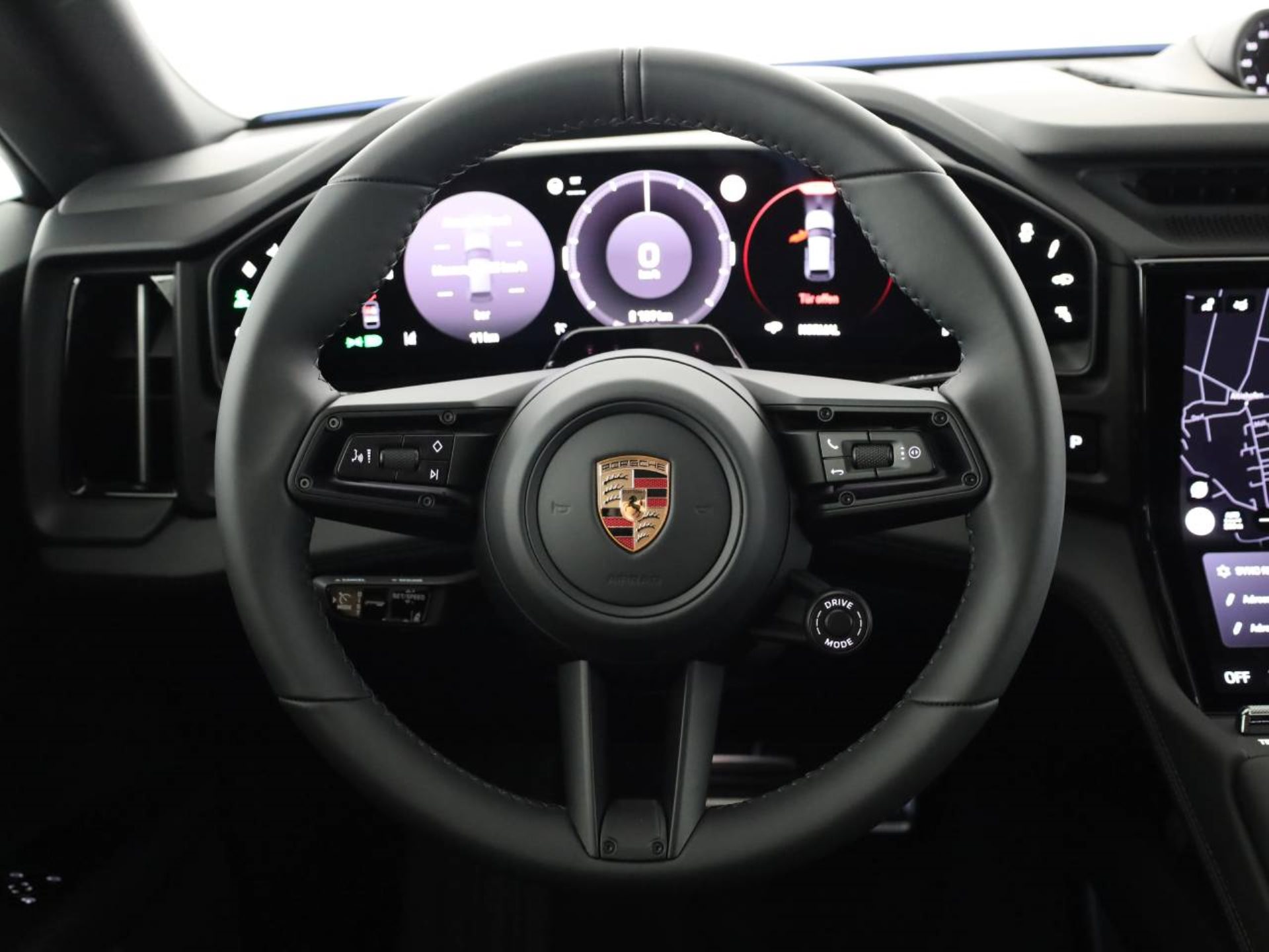 PORSCHE Cayenne S Electric-image-3